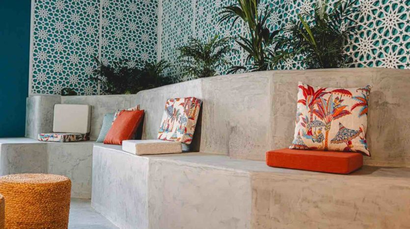 Resi estudiantes Vibe Granada hall