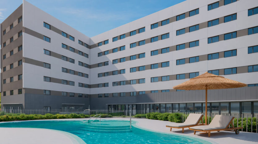 Vibe Stay Madrid Exterior Piscina