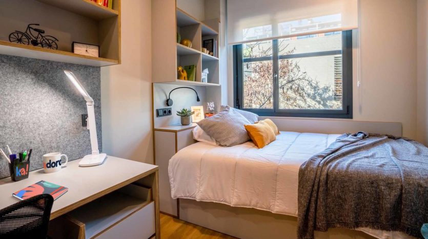 Residencia Estudiantes Kadora 22@ BCN Estudio Individual Cama
