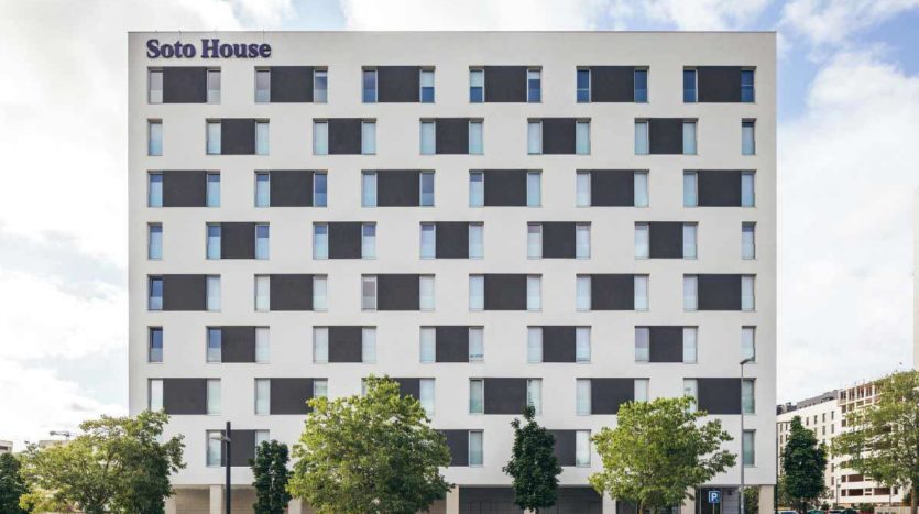 Residencia Universitaria Camplus Soto House Pamplona Exterior