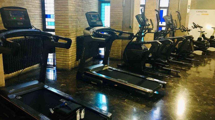 Residencia Universitaria Camplus Campana Pamplona Gimnasio