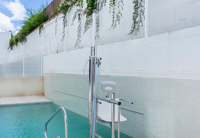 Residencia de estudiantes Camplus Sevilla piscina