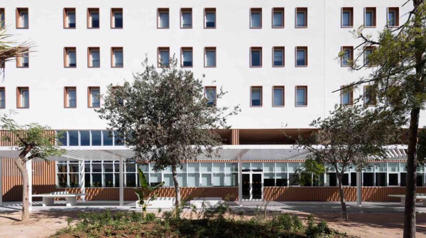 Residencia de estudiantes Camplus Valencia Fachada