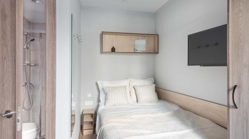 Cama en Estudio Doble de la Residencia Universitaria Kadora en Zaragoza