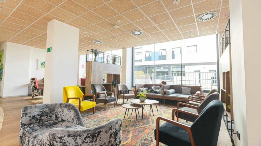 Residecia Universitaria Kadora Granada Sala descanso