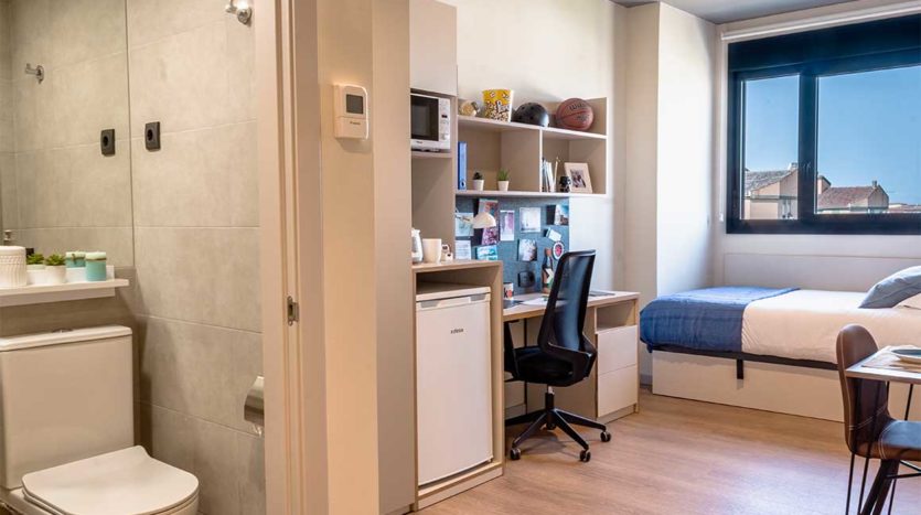 Residecia Universitaria Kadora Granada habitación individual