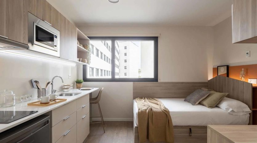 Residencia Estudiantes AMRO en Pamplona habitación