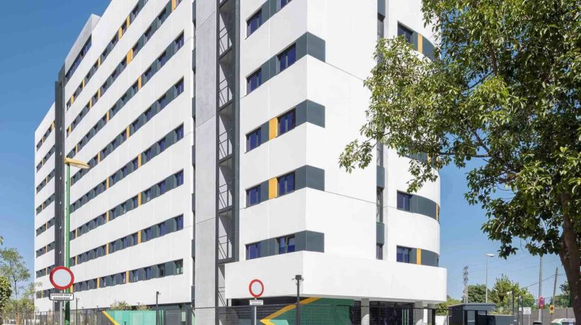 Residencia de Estudiantes Sevilla AMRO fachada exterior