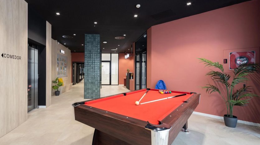 Residencia de estudiantes Valencia AMRO zona de juego y descanso