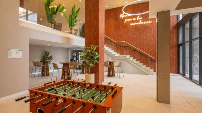 Residencia de estudiantes AMRO Valencia Puerto zona de juego
