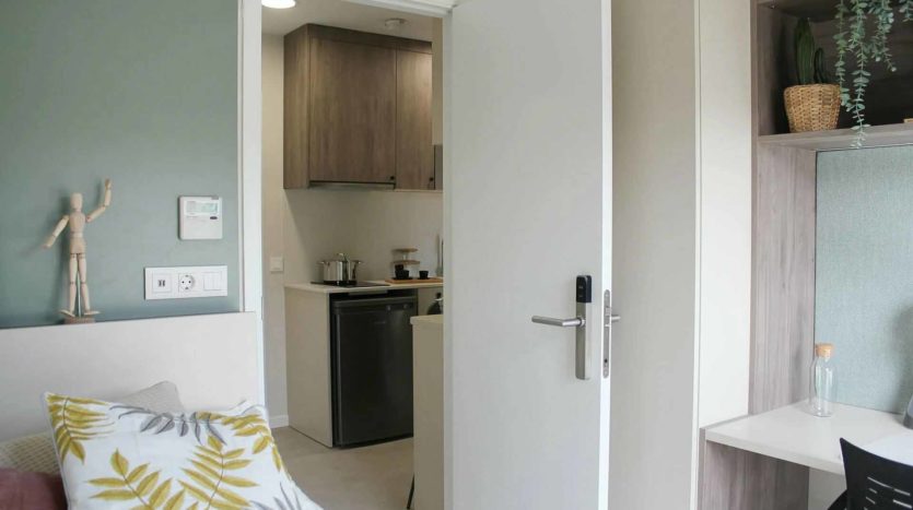 Residencia Universitaria Getafe entrada habitación