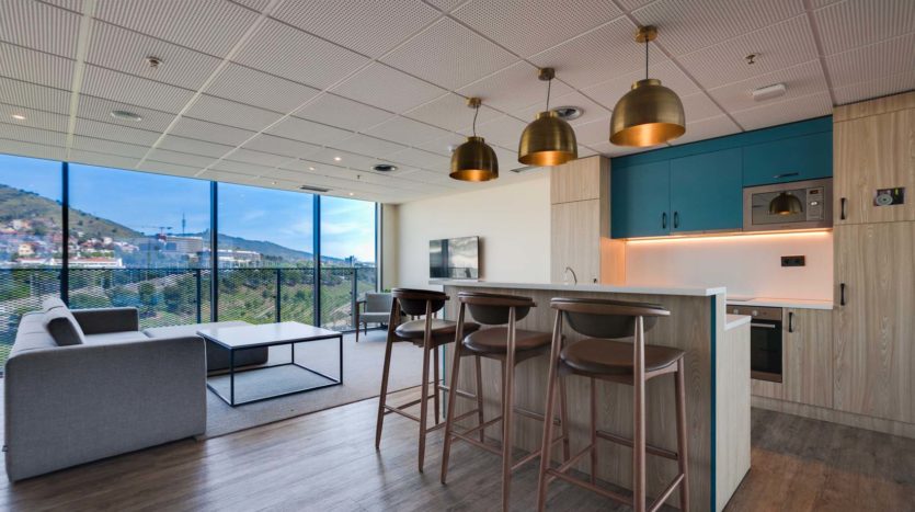Residencia universitaria Livensa en Barcelona Diagonal Alto salón