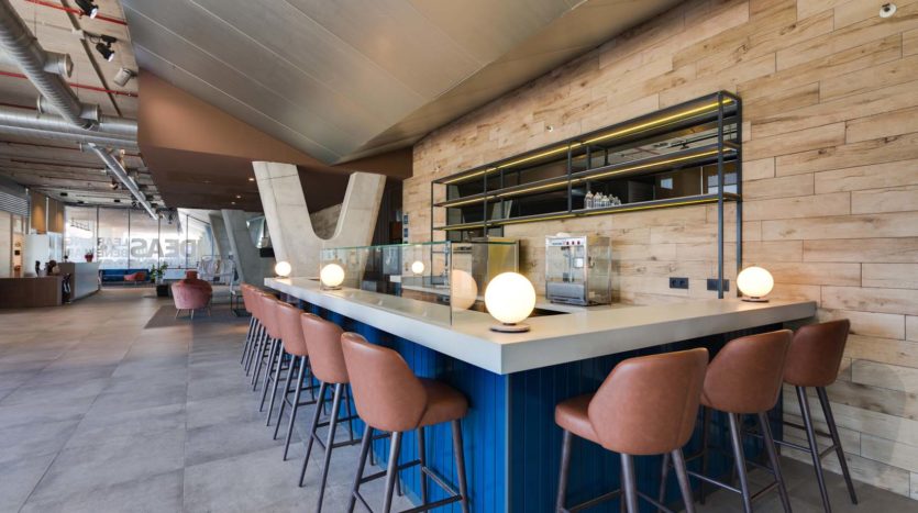 Residencia universitaria Livensa en Barcelona Diagonal Alto zona común