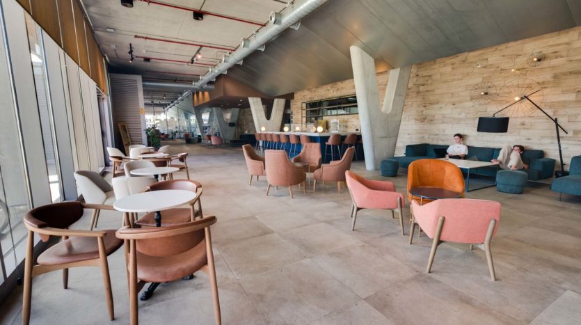 Residencia universitaria Livensa en Barcelona Diagonal Alto zonas comunes