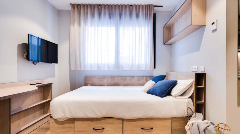 Residencia Universitaria Livensa Living Barcelona Marina estudio superior