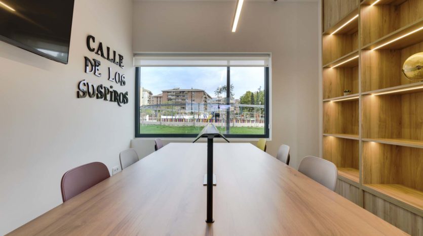 Residencia de estudiantes Livensa Living Granada Fuentenueva sala de estudio