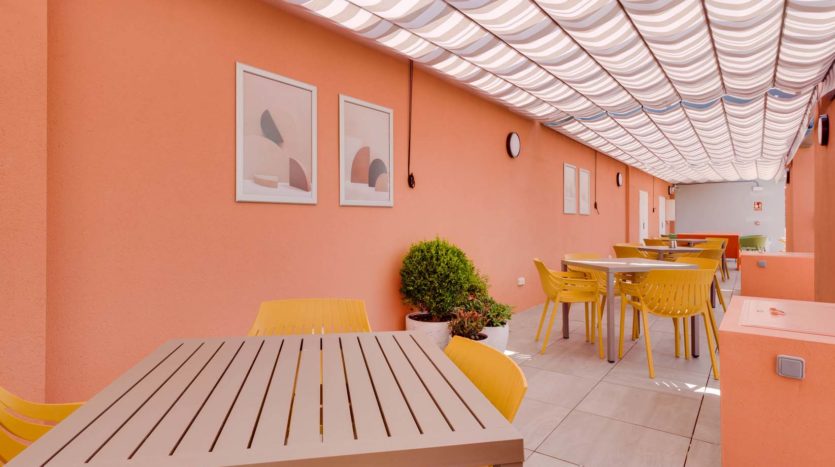 Residencia de estudiantes Madrid Aravaca Livensa Living azotea