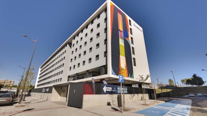 Residencia de estudiantes Madrid Getafe Livensa Living edificio