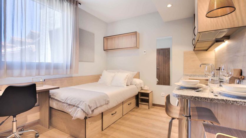 Residencia de estudiantes Livensa Living Pamplona estudio superior
