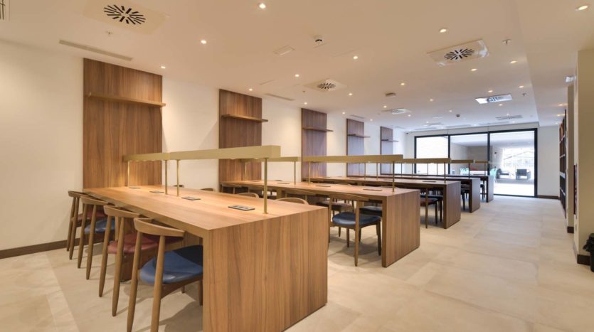 Residencia de estudiantes en Salamanca Livensa Living biblioteca