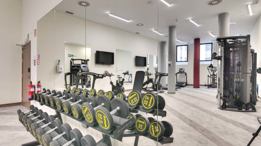 Residencia de estudiantes Livensa Living Pamplona gym