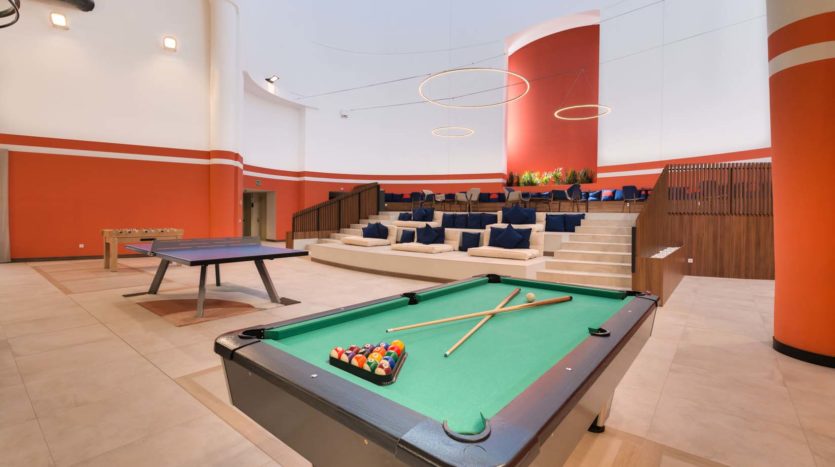 Residencia de estudiantes Livensa Living Pamplona zona de juego