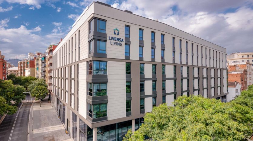 Residencia de estudiantes Livensa Living Sants Badal fachada exterior