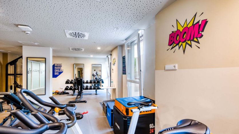 Residencia universitaria Granada Cartuja gimnasio