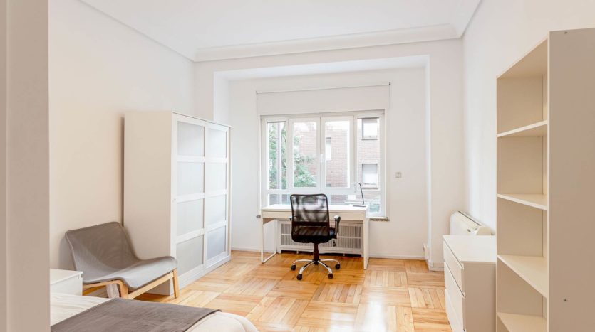 Alojamiento de estudiantes Smart Residences en Madrid habitación completa