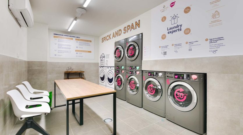 Alojamiento Livensa Living Alcobendas lavandería
