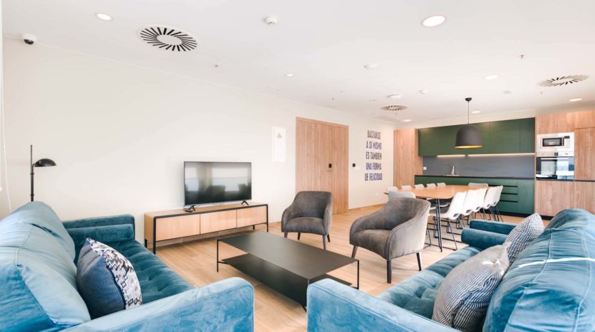 Alojamiento Livensa Living Alcobendas salón privado