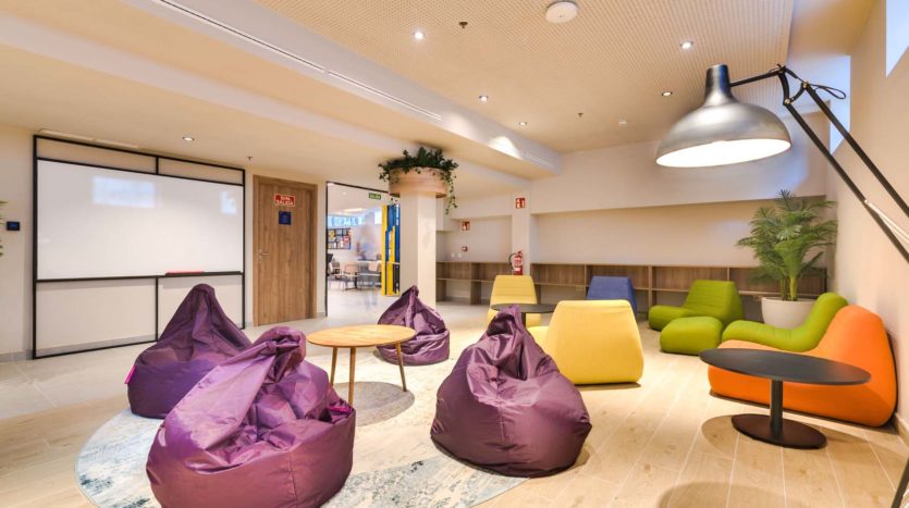 Alojamientos Livensa Living Studios Valencia Viveros zona común