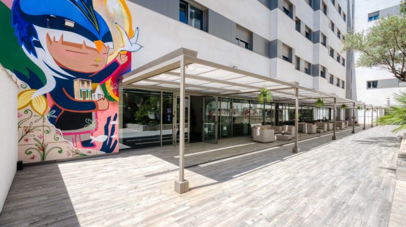 Alojamiento Livensa Valencia Marina Real terraza