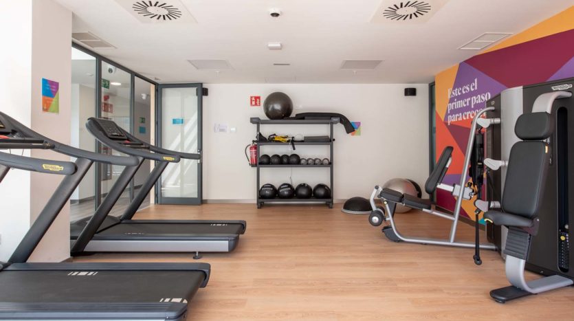 Residencia de Estudiantes Nido Porvenir Sevilla gimnasio