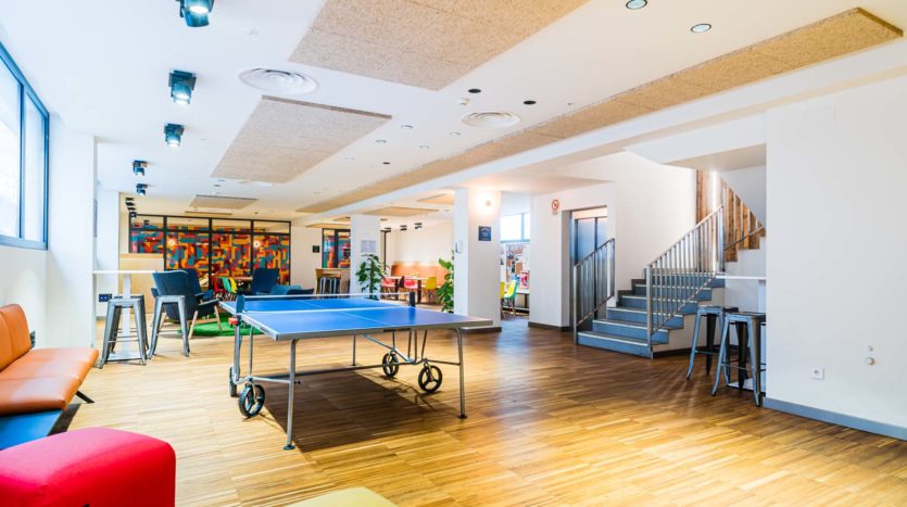 Residencia de Estudiantes Nido Porvenir Sevilla sala de juegos