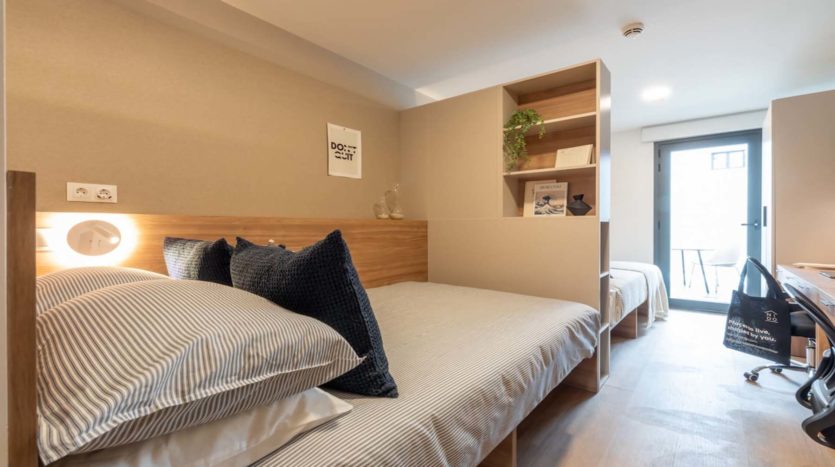 Alojamiento flexible Nido Living Principe Pio en Madrid estudio doble con terraza