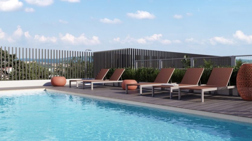 Residencia de estudiantes Nodis Sevilla piscina