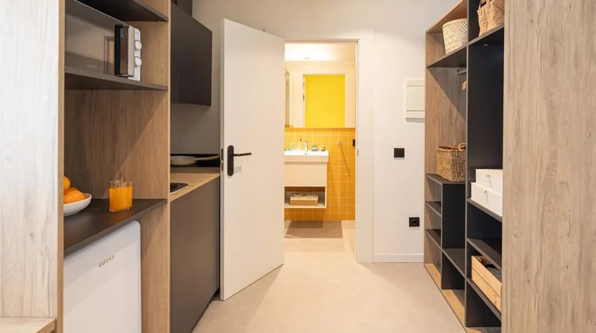 Residencia de estudiantes Sevilla Bermejales habitación individual con cocina