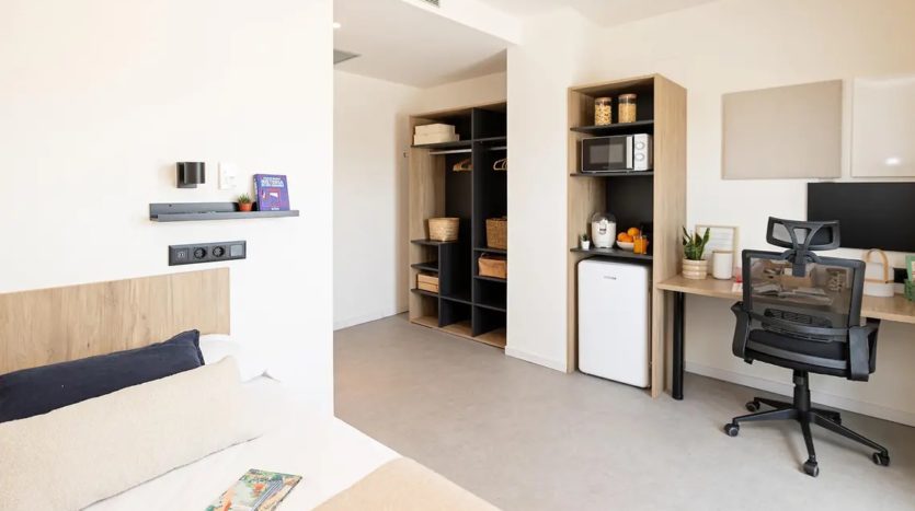 Residencia de estudiantes Sevilla Bermejales estudio lux individual