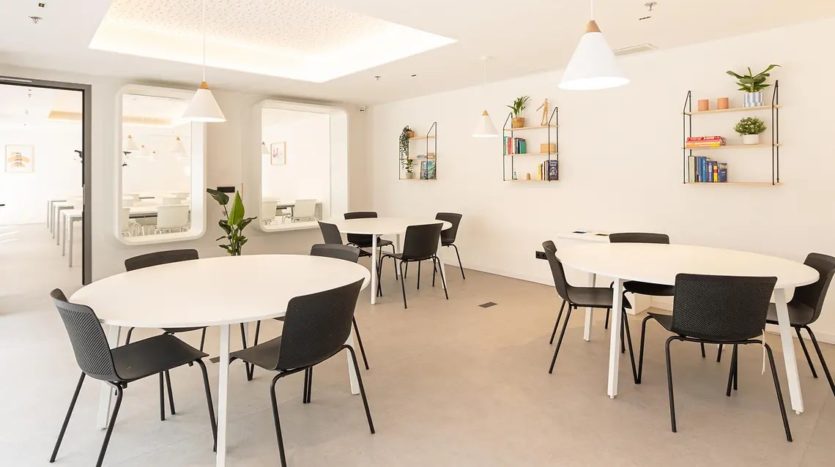 Residencia de estudiantes Sevilla Bermejales sala trabajo