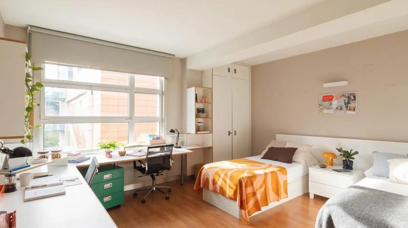 Residencia de estudiantes Yugo Galdós en Madrid habitación doble superior