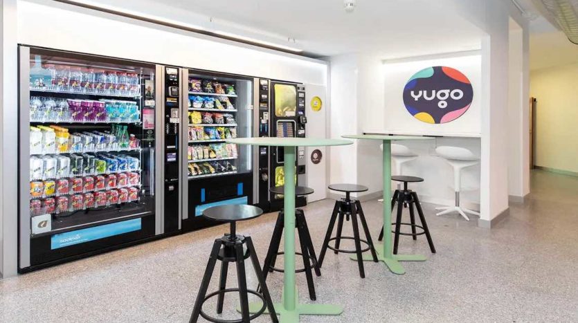 Residencia de estudiantes Yugo Galdós en Madrid vending