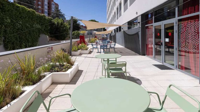 Residencia de estudiantes en Madrid Emilia Pardo Bazán terraza